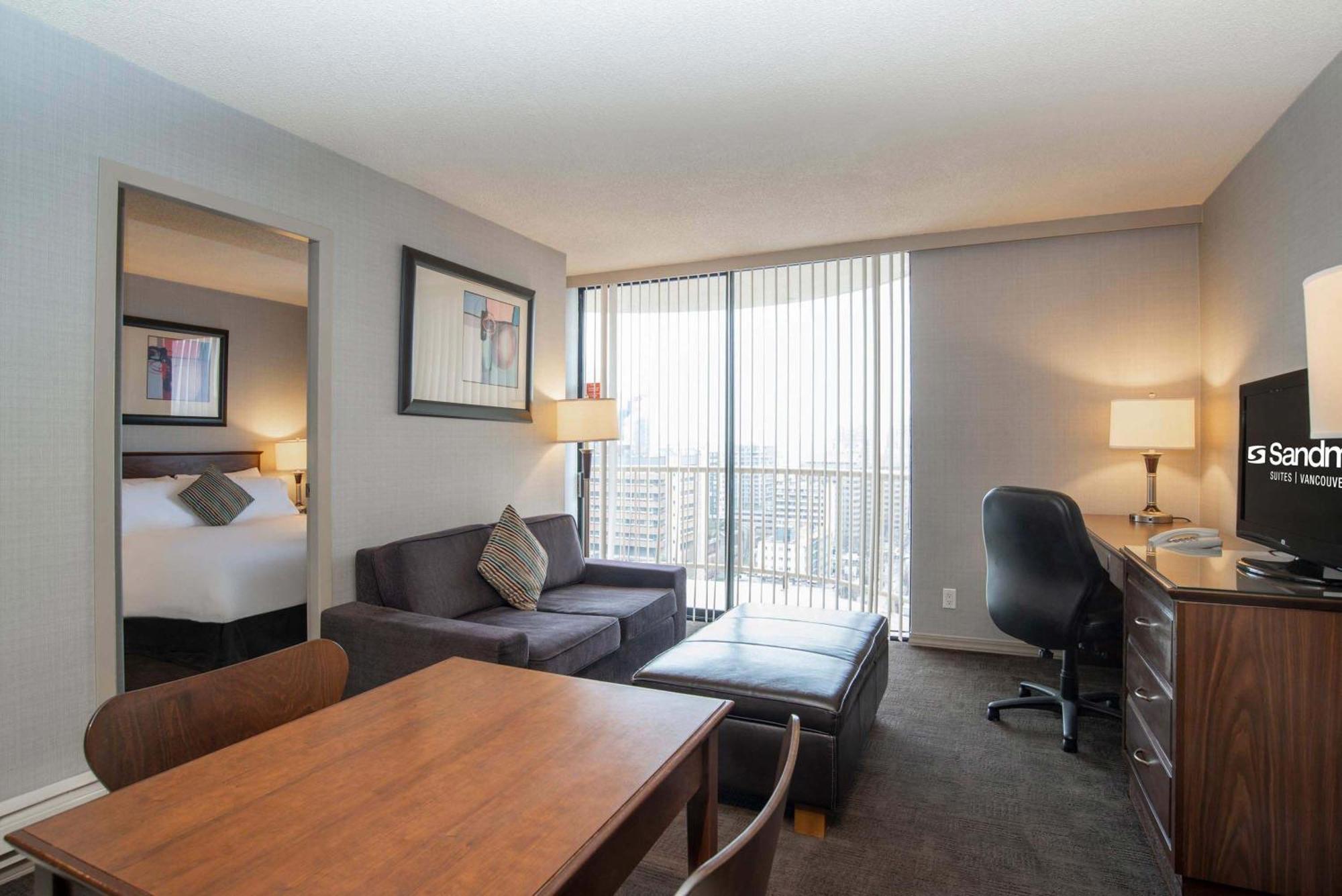 Sandman Suites Vancouver On Davie Exterior foto